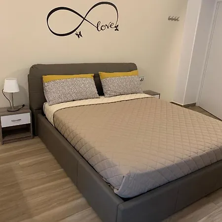 Bed & Breakfast Piano -con Parcheggio Privato Gratuito- *