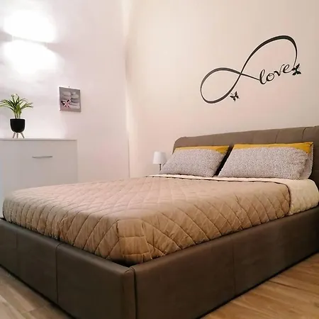 Piano -con Parcheggio Privato Gratuito- Bed & Breakfast *