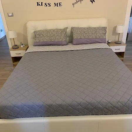 Piano -con Parcheggio Privato Gratuito- Bed & Breakfast *
