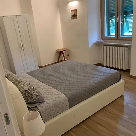 Piano -con Parcheggio Privato Gratuito- 4*