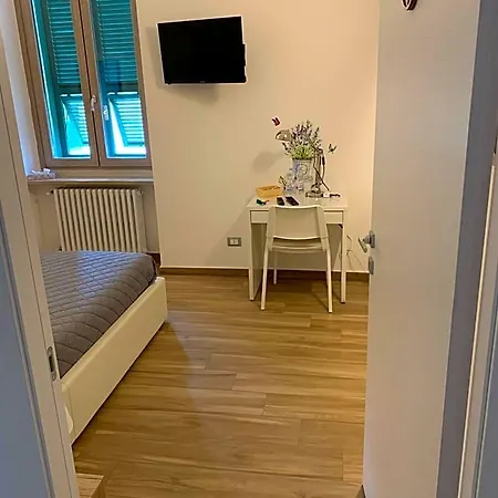 Piano -con Parcheggio Privato Gratuito- 4*
