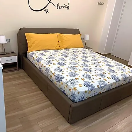 Piano -con Parcheggio Privato Gratuito- Foggia