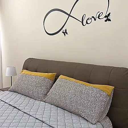 Piano -con Parcheggio Privato Gratuito- 4* Foggia